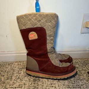 Sorel Red & Gray The Campus Tall Winter Boots Size 6